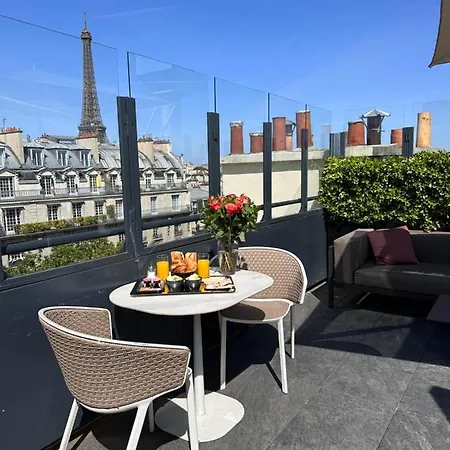 Rayz Eiffel Lägenhetshotell