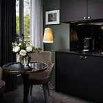 Hotel apartamentowy Rayz Eiffel