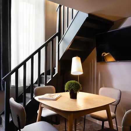 Rayz Eiffel Lejlighedshotel 3*
