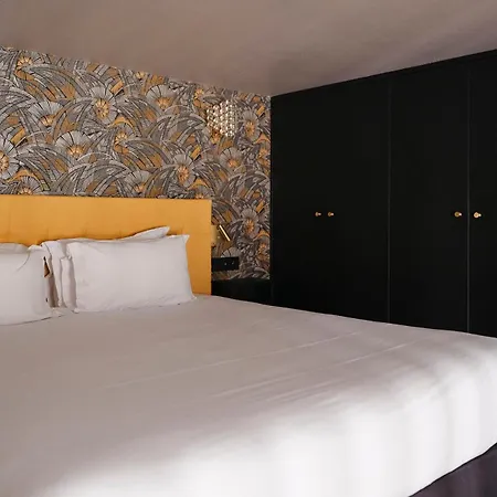 Rayz Eiffel Apart-hotel