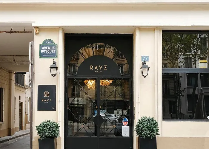 Rayz Eiffel 4*